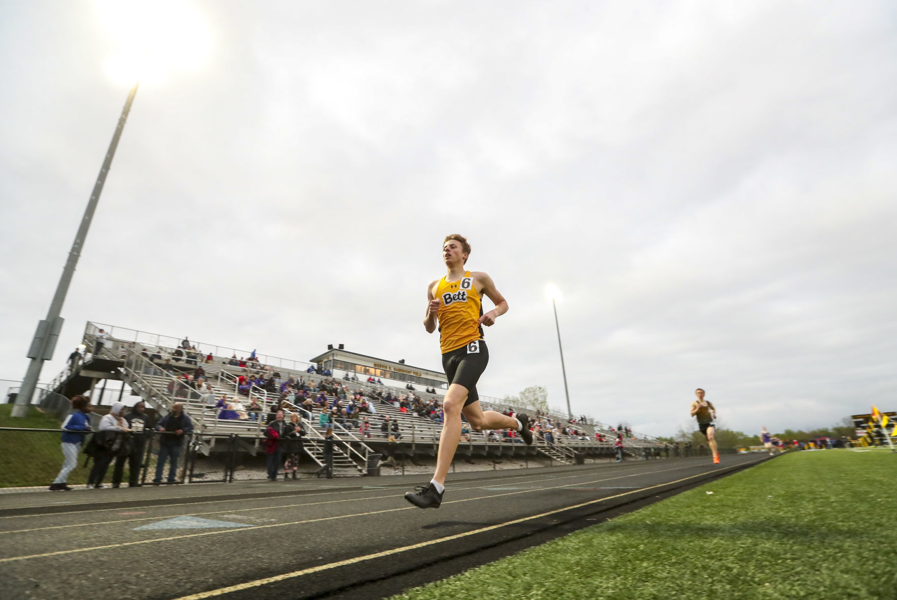 050219-qct-spt-mac-boys-track-013